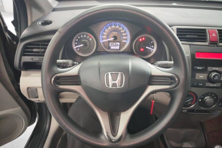 Used Honda City Classic 2012 1.5L Manual Comfort Edition
