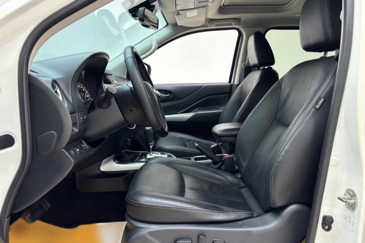 Used Nissan Terra 2018 2.5L Automatic 4x4 Flagship Edition
