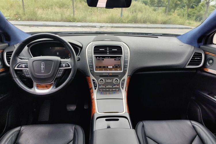 Used Lincoln Nautilus 2019 2.0T Four-Wheel Drive Luxury Edition China VI Standard
