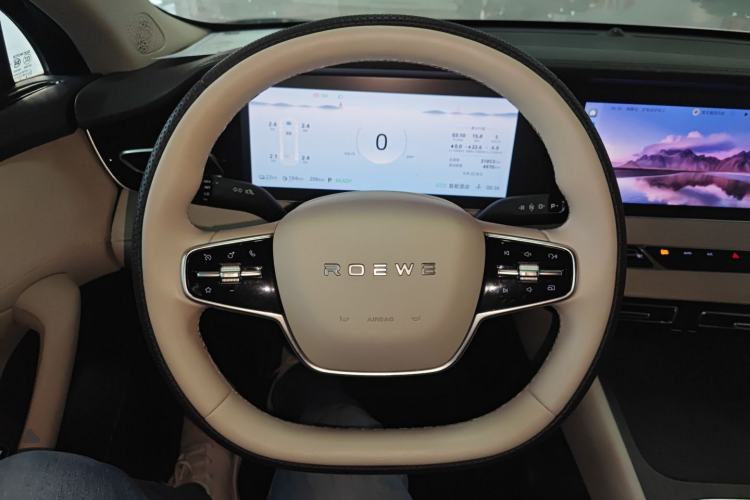 Used Roewe D7 2023 DMH 125km Excellence Edition
