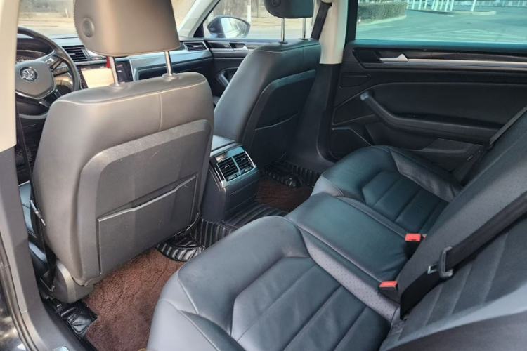 Used Volkswagen Phideon 2018 Revised Version 380TSI Two-Wheel Drive Business Edition