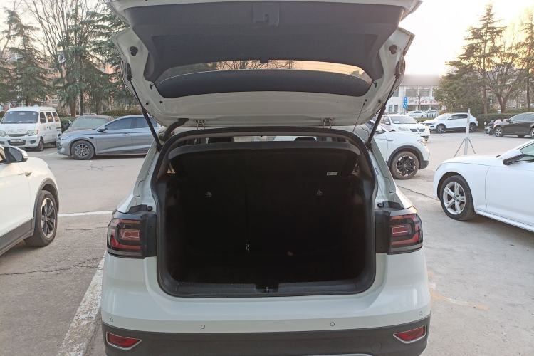 Used Volkswagen Tacqua 2023 200TSI DSG Joy-Connect Edition
