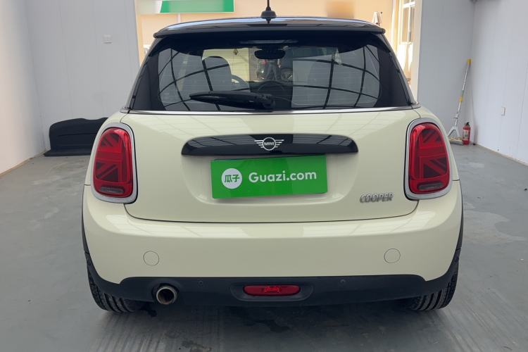 Used  MINI 2018 1.5T COOPER Classic Edition
