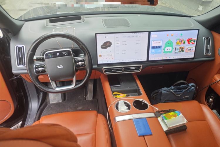 Used Li Auto L8 2023 Pro Model
