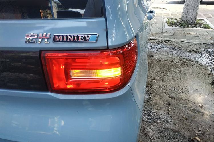 Used Wuling Hongguang MINIEV 2020 Freedom Version Lithium Iron Phosphate
