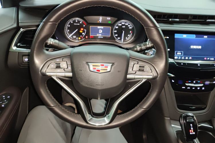 Used Cadillac XT6 2021 2.0T 7-Seater Two-Wheel-Drive Luxury Version
