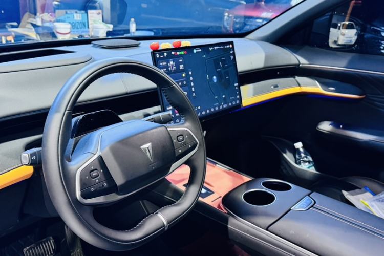 Used  S07 2024 215Max Range-Extended Version