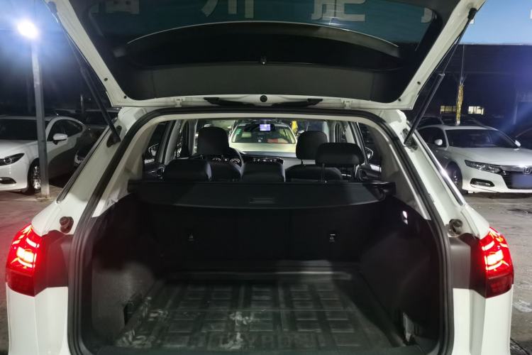 Used Volkswagen Tayron 2019 330TSI Two-Wheel-Drive Luxury Version China V Emission Standard
