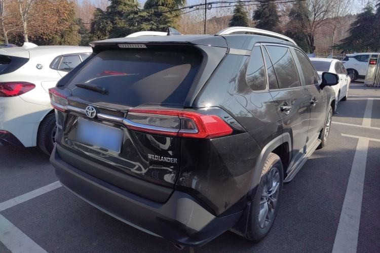 Used Toyota Wildlander 2024 2.0L CVT Two-Wheel Drive Leading Edition