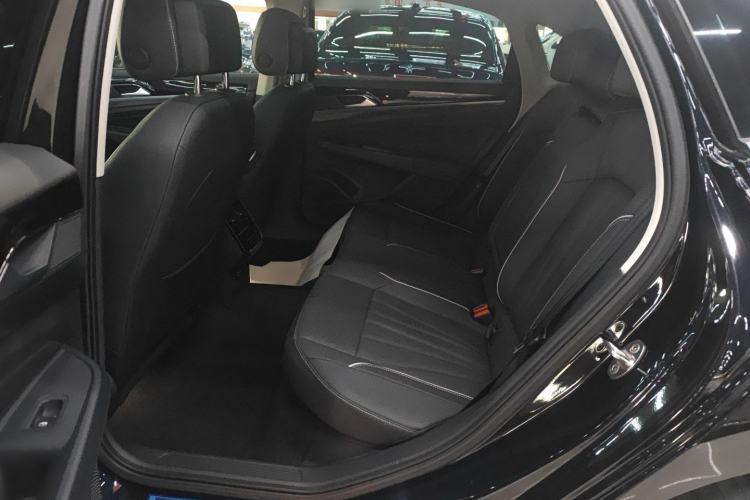 Used Volkswagen Passat 2024 380TSI Dragon Edition
