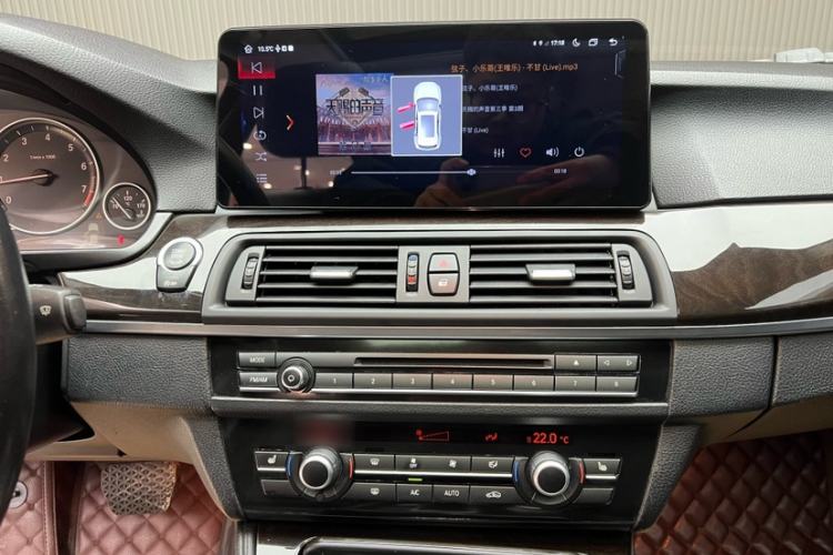 Used BMW 5 Series 2014 525Li Leading Model
