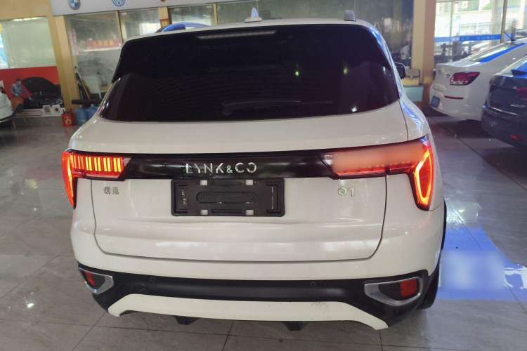 Used Lynk & Co 01 2017 2.0T Two-Wheel Drive Pro Edition
