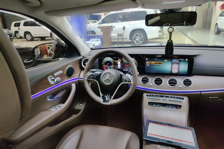 Used Mercedes-Benz E-Class 2023 Updated E 300 L Fashion Edition
