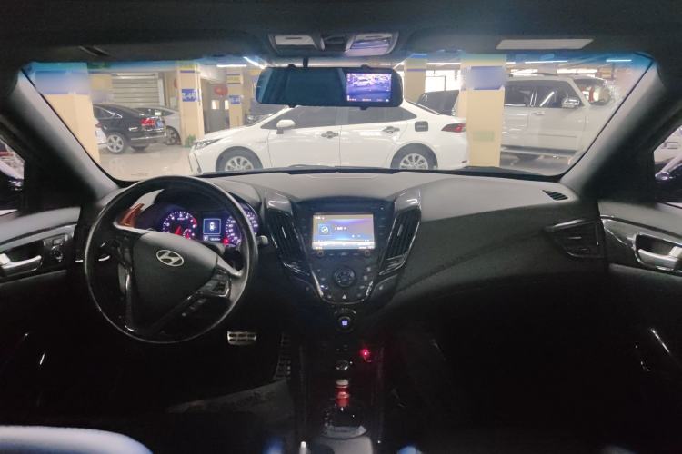 Used Hyundai Veloster 2015 1.6T Automatic Luxury Edition
