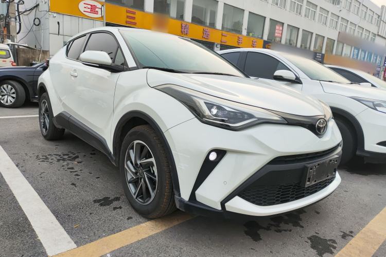 Used Toyota C-HR 2023 2.0L Luxury Edition
