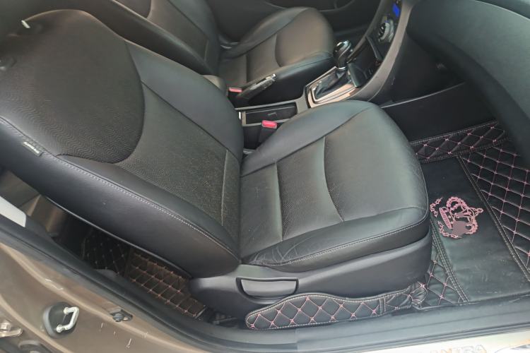 Used Hyundai Elantra 2013 1.6L Automatic Luxury Model
