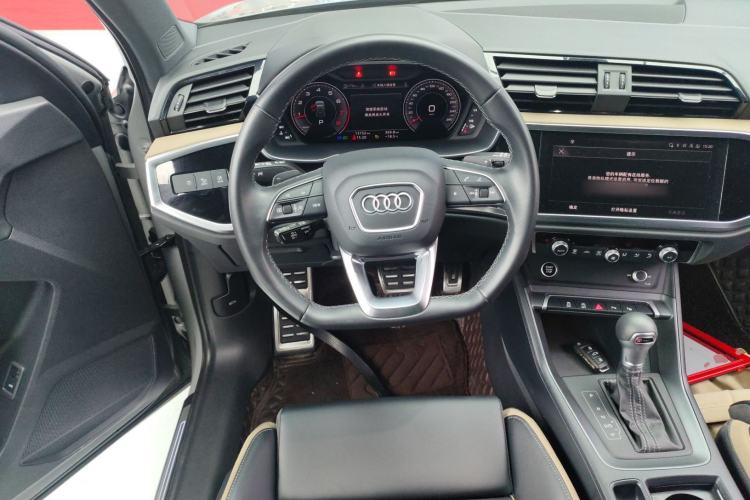 Used Audi Q3 2024 35 TFSI Stylish and Elegant Edition