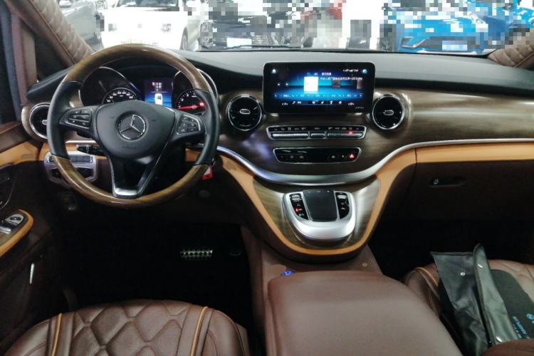 Used Mercedes-Benz V-Class 2020 V 260 L Long-wheelbase Luxury Edition