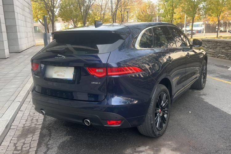 Used Jaguar F-PACE 2016 3.0 SC Four-Wheel Drive R-Sport Sport Edition

