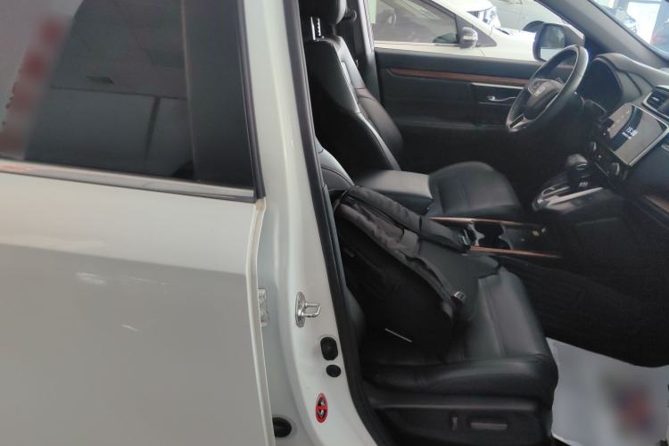 Used Honda CR-V 2021 240TURBO CVT 2WD Fashion Edition
