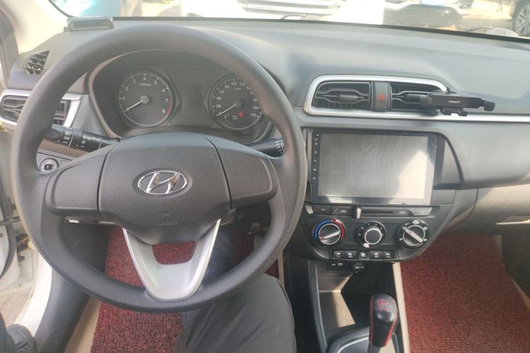 Used Hyundai Verna (older generation) 2017 1.4L Automatic YueXiang Edition China V-standard
