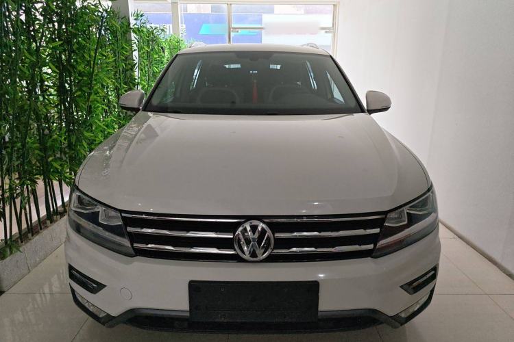 Used Volkswagen Tiguan L 2020 330TSI Automatic Two-Wheel Drive Smart Luxury Edition China VI Standard
