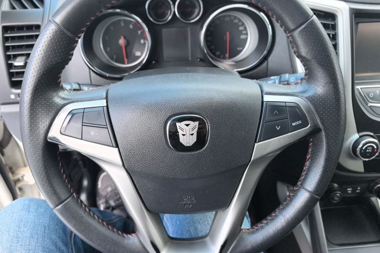 Used Changan CS35 2014 1.6L Manual Luxury Model China IV Standard
