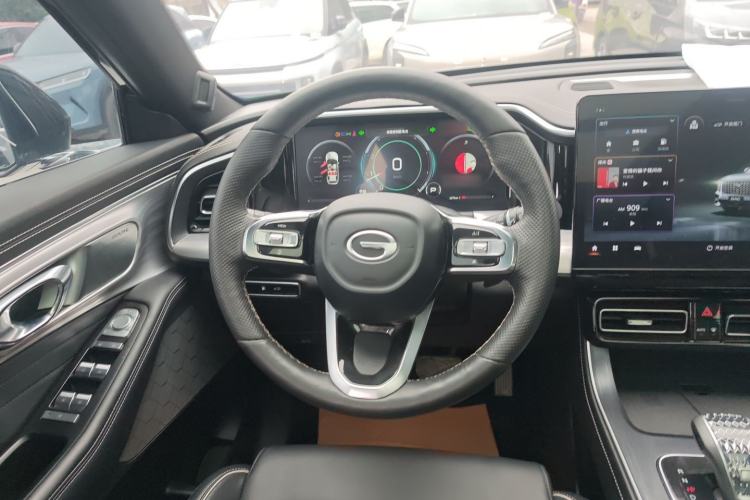 Used GAC Trumpchi GS8 2022 Flagship Series 2.0 TGDI Two-Wheel-Drive Prestige Edition (7 Seats)