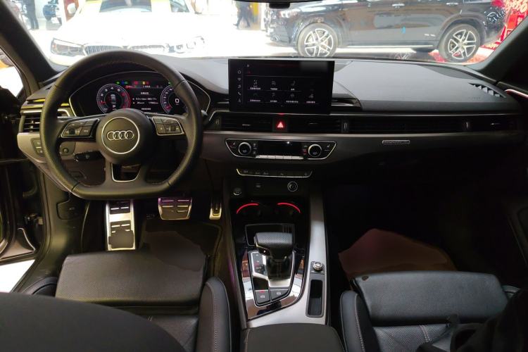 Used Audi A4L 2024 40 TFSI quattro RS Performance Package
