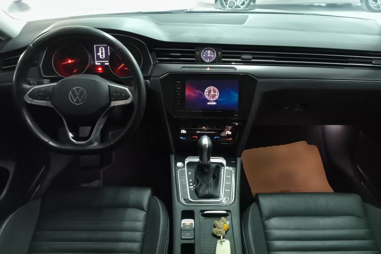 Used Volkswagen Magotan 2020 330TSI DSG Leading Model
