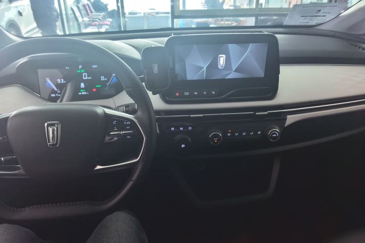 Used Bestune NAT 2023 PRO Comfortable Travel Extended Range Battery-Swap Version 401km