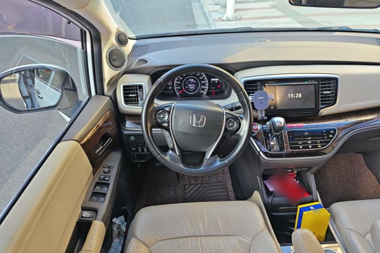 Used Honda Odyssey 2015 Updated Version 2.4L Smart Edition