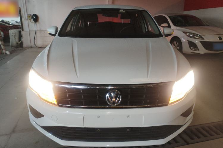 Used Volkswagen Jetta 2019 Dream Edition 1.5L Automatic Fashionable Version
