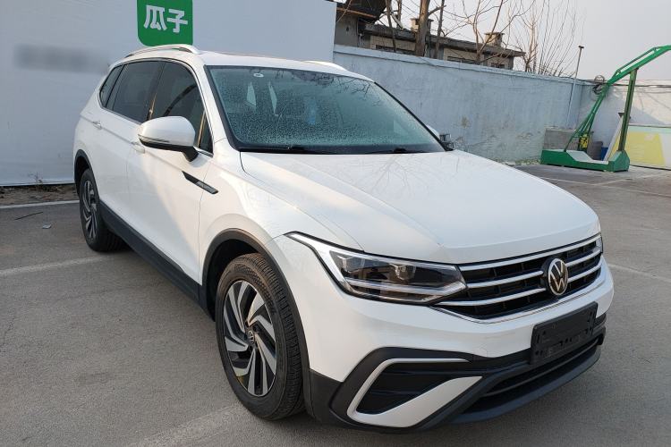 Used Volkswagen Tiguan L 2024 300TSI Automatic Two-Wheel Drive Smart Edition
