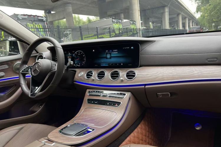 Used Mercedes-Benz E-Class 2023 Updated E 300 L Fashion Edition
