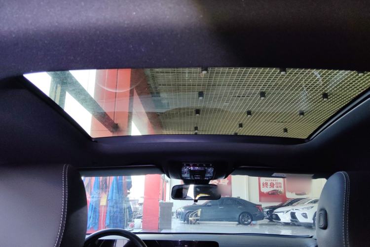 Used Mercedes-Benz A-Class 2022 Revised Version A 200 L Sport Sedan Fashionable Style