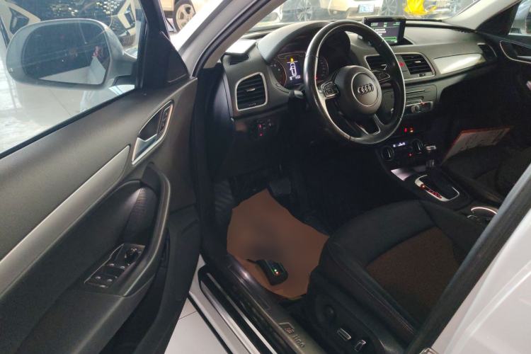 Used Audi Q3 2016 35 TFSI Fashion Model