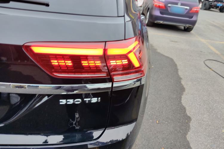 Used Volkswagen Teramont X 2019 330TSI Two-Wheel-Drive Prestige Luxury Edition
