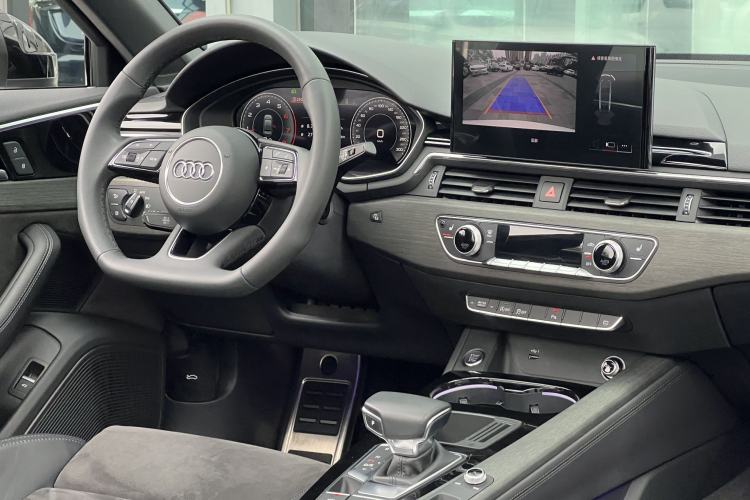 Used Audi A4L 2023 40 TFSI Luxury Dynamic Model