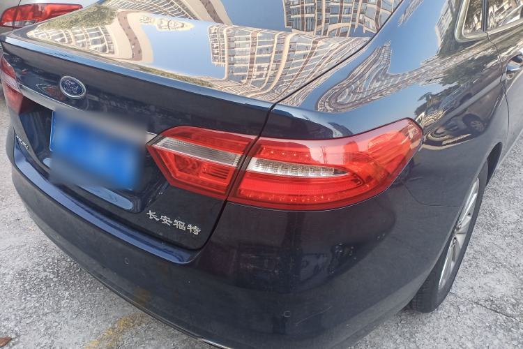 Used Ford Taurus 2016 EcoBoost 180 Luxury Model
