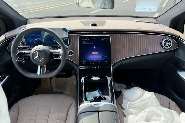 Used Mercedes-Benz EQE SUV 2024 500 4MATIC Pioneer Edition