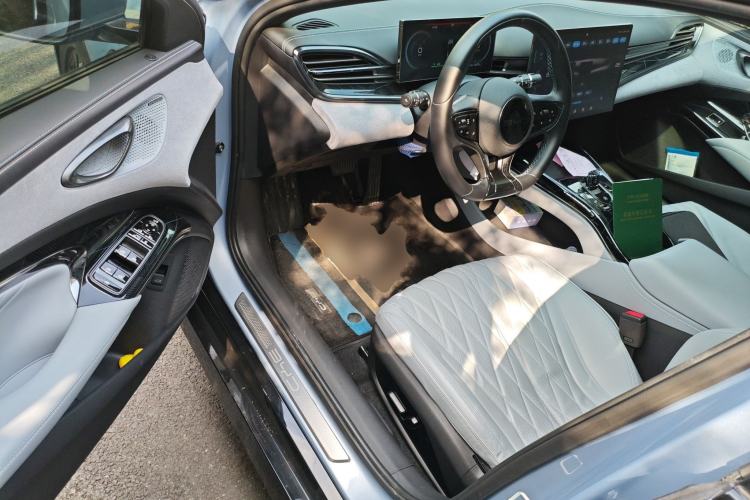 Used BYD Seal 2022 550 km Standard Range Rear-Wheel Drive Prestige Version