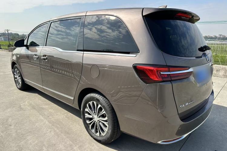 Used Buick GL8 2021 Land Cruiser Executive Class 652T Luxury Model