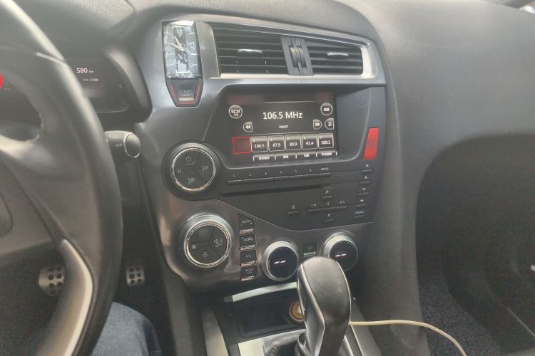 Used  5 2013 1.6T Elegant Edition THP200