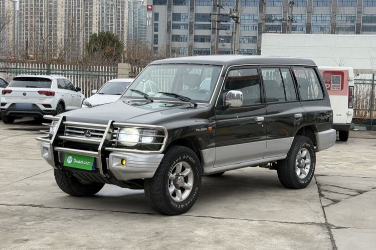 Used Leopaard Heijingang 2013 2.2L Manual Two-Wheel Drive Standard Version
