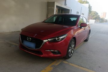 Used Mazda Mazda 3 Axela 2017 Hatchback 2.0L Automatic Luxury Model Emission Standard China V
