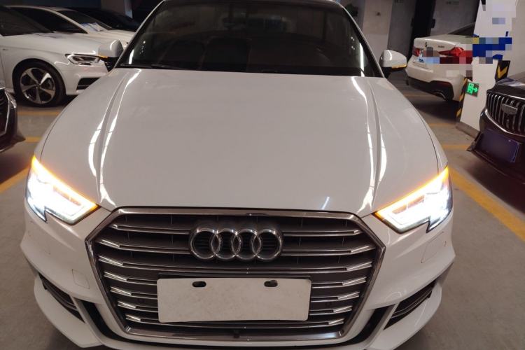 Used Audi A3 2020 Limousine 35 TFSI Fashion Edition China VI Emission Standard
