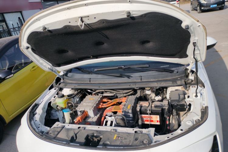 Used ORA iQ 2018 Smart Connectivity Model
