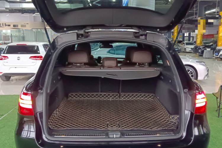 Used Mercedes-Benz GLC 2018 Facelifted GLC 260 4MATIC Dynamic Edition
