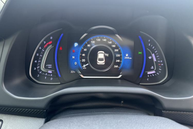 Used Hyundai Elantra 2019 1.4T Dual-Clutch Xuan Dong · Dynamic Model

